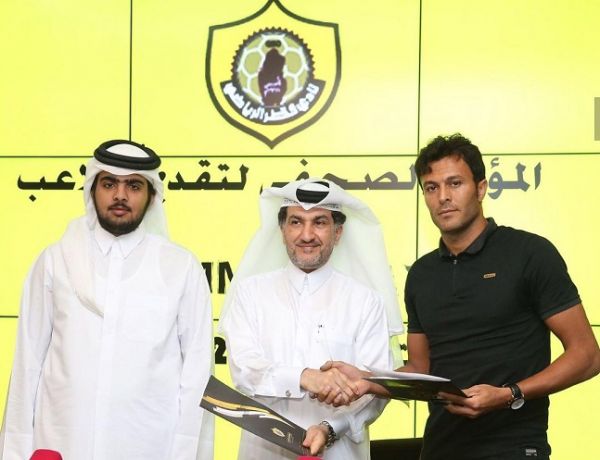  معارفه محمد طیبی در باشگاه القطر  عکس