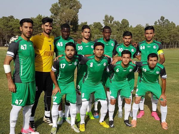 20 بازیکن از استقلال خوزستان رفتند