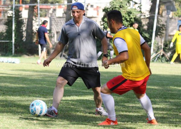  حمید درخشان وارد کارزار بزرگ شد  عکس