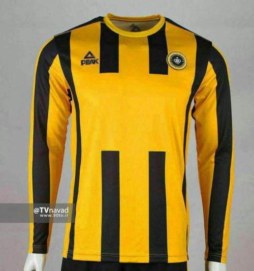  رونمایی از پیراهن اول سپاهان برای رقابت های لیگ برتر هفدهم