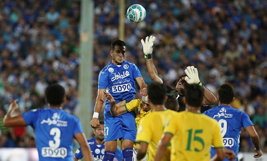 صنعت نفت 1 - استقلال 0؛ افتتاحیه تلخ برای آبیها