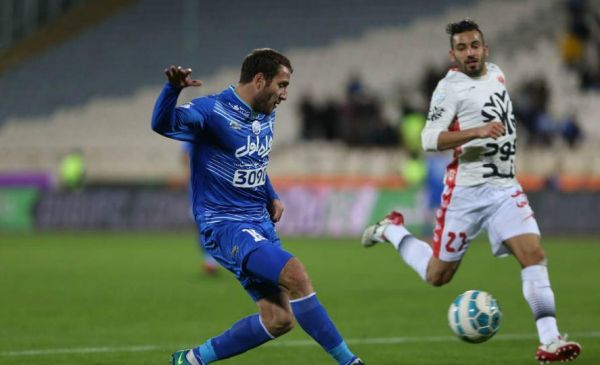 هرایر مگویان از استقلال کنار گذاشته شد