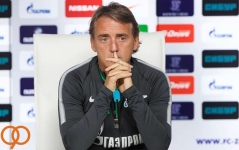 مانچینی زنیت هم نیمار را می خواست