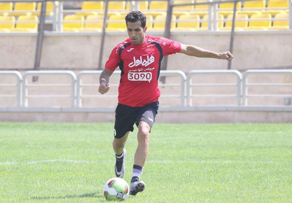  پرسپولیس با سه گلزن برابر تراکتورسازی