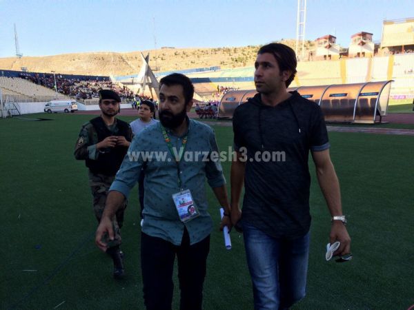  هادی عقیلی، تماشاگر ویژه تراکتور- پرسپولیس عکس