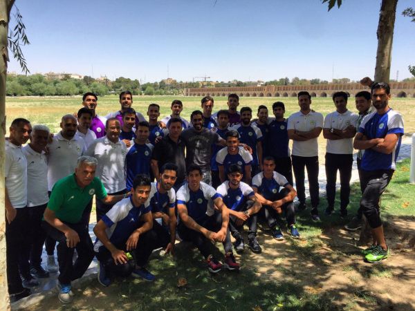  اصفهان گردی ذوبی‌ها پیش از عزیمت به فولادشهر