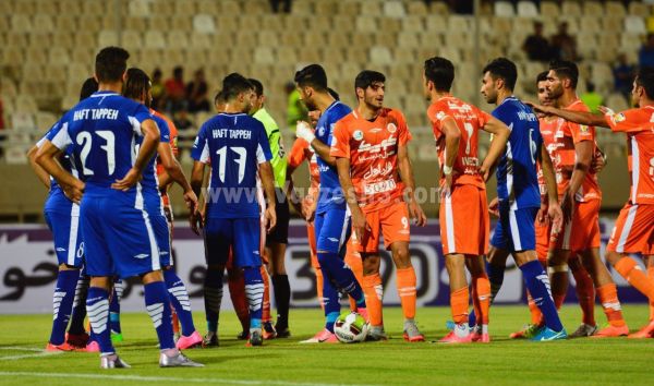 جنجال آبی و نارنجی در غدیر اهواز عکس