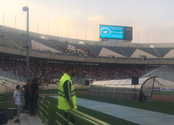  تراکتوری ها جایگاه استقلال را تصرف کردند