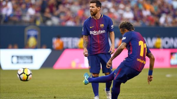  مسی به نیمار؛ خودم توپ طلا را به تو می دهم