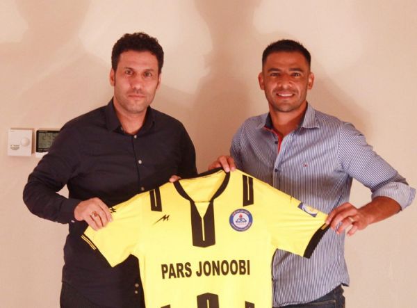 اومانیا مردم جم عاشق فوتبال هستند