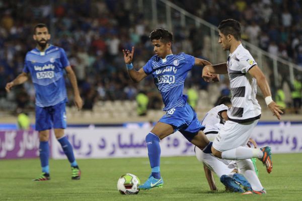  چگونه مراقب مهدی قائدی باشیم