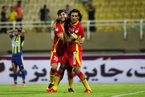 کرمی هواداران فکر کردند زهیوی توهین کرده است