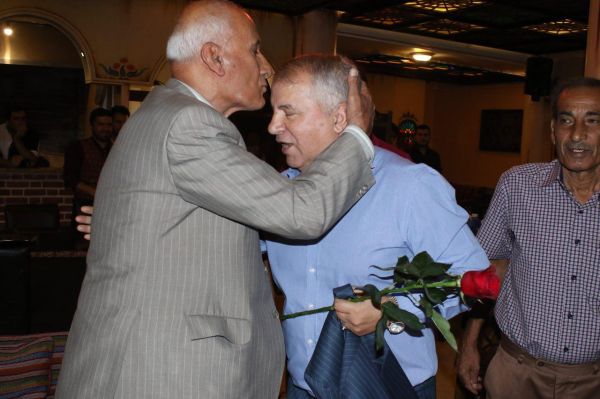 اشکهای سیمخاردار از محبت سلطان و پرسپولیسیها