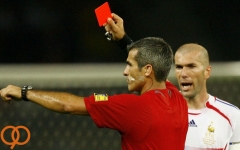 زیدان به برخورد با ماتراتزی در فینال جام جهانی افتخار نمی کنم