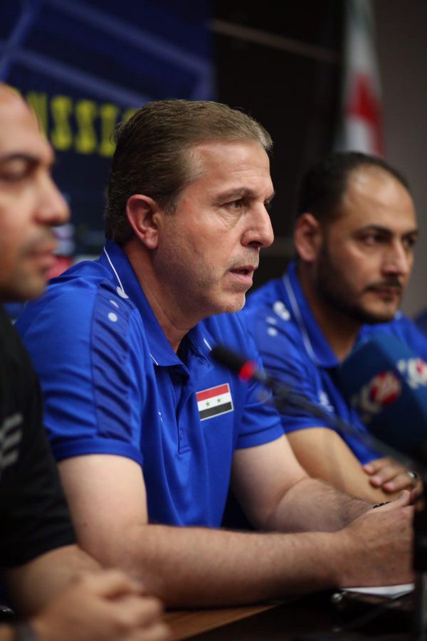  وقتی مربی سوریه، شاخ و شانه کشیدن یادش می‌رود