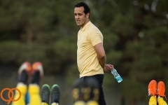  علی کریمی در آستانه بازگشت به نفت تهران