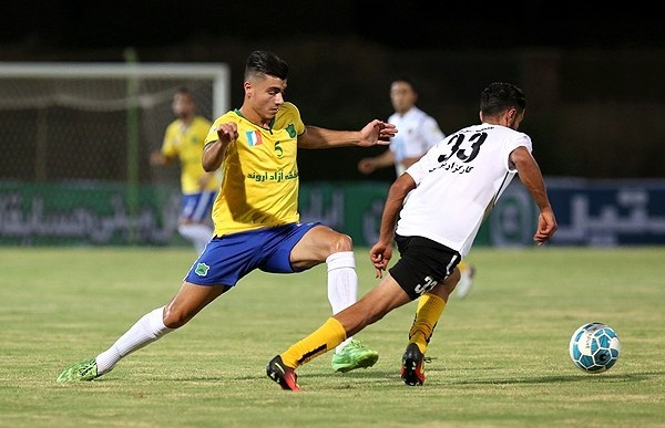  سپاهان 0 - صنعت نفت آبادان 1؛ صعود فراز در تاریکی