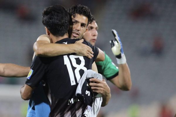  بادامکی  وقت تلف کردن بلد نیستیم