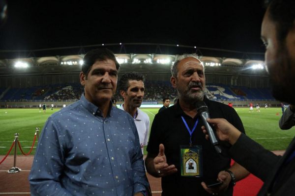 مهاجری و میثاقیان پیش از افتتاحیه عکس