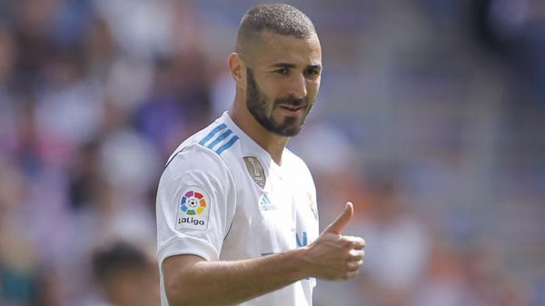  رسمی  کریم بنزما با رئال تمدید کرد