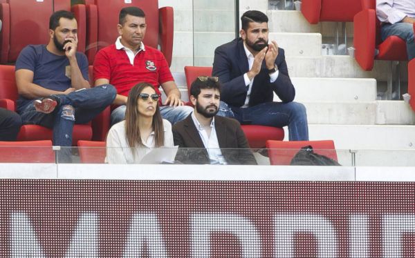 اولین حضور کاستا در ورزشگاه جدید اتلتیکو عکس