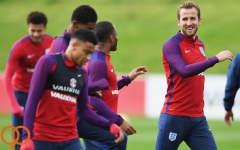  هری کین  در تاتنهام خوشحالم ولی از آینده خبر ندارم