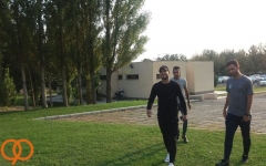 عکس حضور برزای در تمرین استقلال