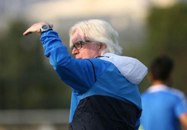 استقلالِ شفر، یک برد تا ذوبآهنِ قلعهنویی