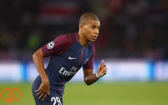 ژولی امباپه از مسی حرفه ای تر است