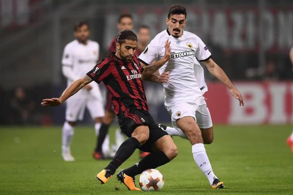  توقف میلان مقابل آ ا ک آتن در لیگ اروپا