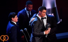 مارادونا اهدای جایزه بهترین بازیکن دنیا به رونالدو روحم را جریحه دار کرد