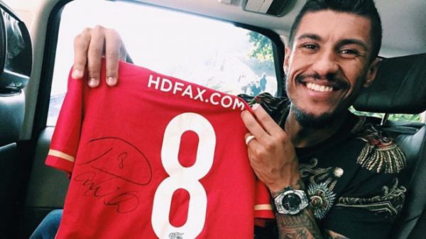  سفر ستاره بارسا به چین برای شرکت در جشن  عکس