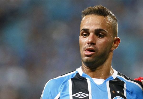 بارسلونا به دنبال رونالدینیوی جدید