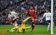 یورگن کلوپ الکس اوکسلید چمبرلین تمام توانش را در بازی به کار می گیرد