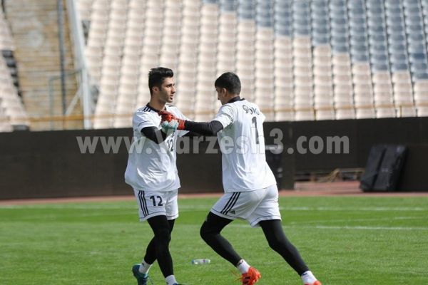 پنالتی نیماری بیرانوند و تنبیه از سوی مظاهری عکس