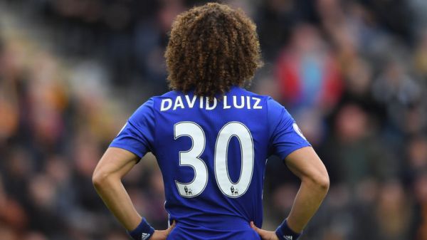 سان داوید لوئیز از ترکیب اصلی چلسی خط خورد