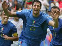  ماتراتزی  همه با هم برای صعود ایتالیا تلاش می‌کنیم