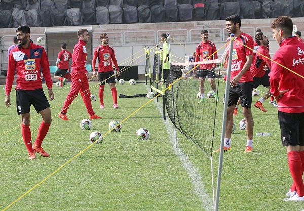 پرسپولیس و اردوی تهران با تمرینات فشرده عکس