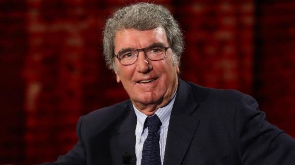 از انتقادات از ایتالیا خنده ام میگیرد