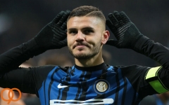 اسپالتی ایکاردی مثل پرنده ایست که به سمت شکارش خیز بر می دارد