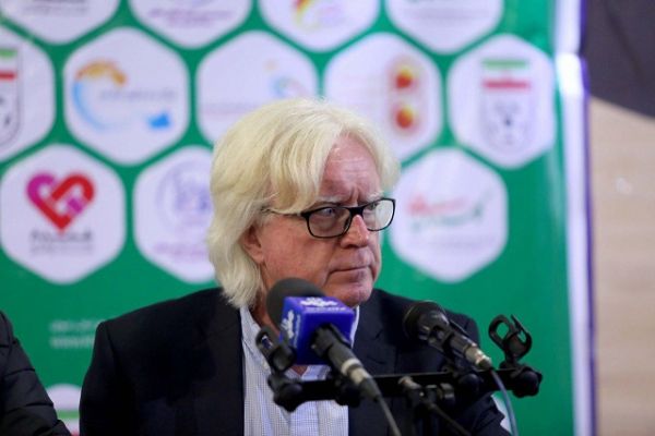  شفر  از سبک بازی تیم خوشحالم