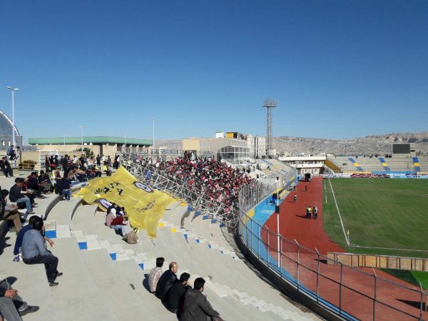  تکمیل ظرفیت جایگاه تماشاگران پرسپولیس در جم