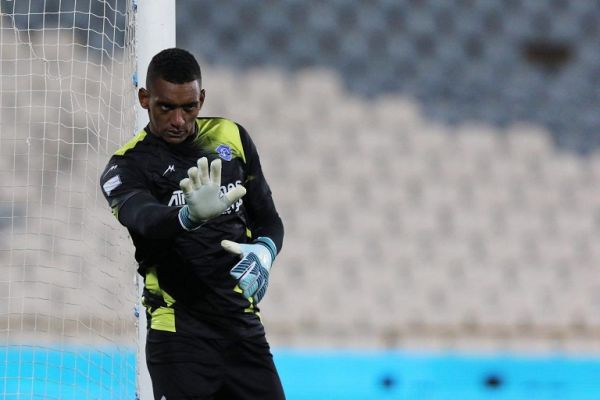 برگ برنده فیروز کریمی سوخت