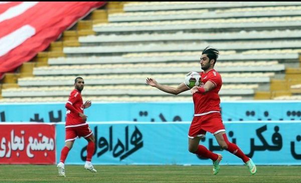 عبدالله حسینی آخر هفته گچ صورتم را باز میکنم