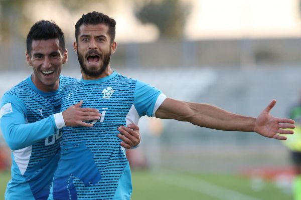 آقاخان به بازی با استقلال میرسد