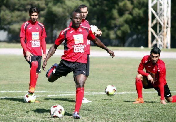  شانس بالای منشا برای گلزنی مقابل ذوب‌آهن