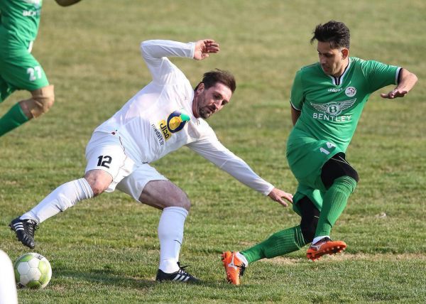 بازگشت ستارههای فوتبال به مستطیل سبز عکس