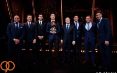 روبرتو کارلوس رونالدو عناوین و جوایز بیشتری کسب خواهد کرد