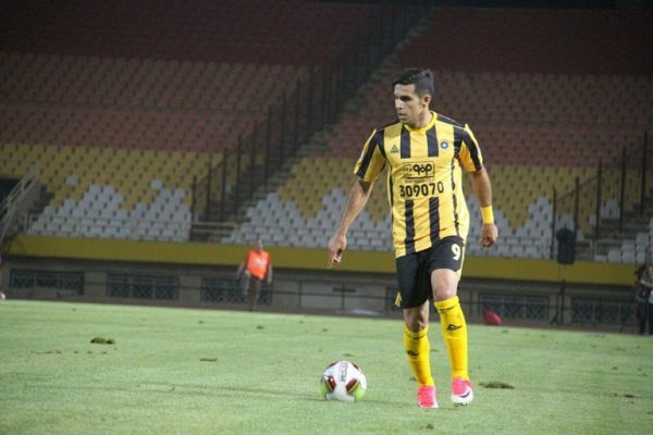  فسخ قرارداد ثاقبی با سپاهان