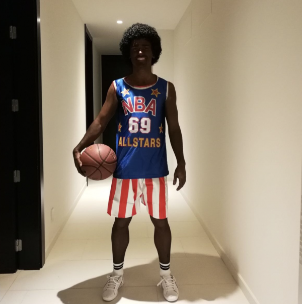 عذرخواهی گریزمان برای تیپ جنجالی عکس